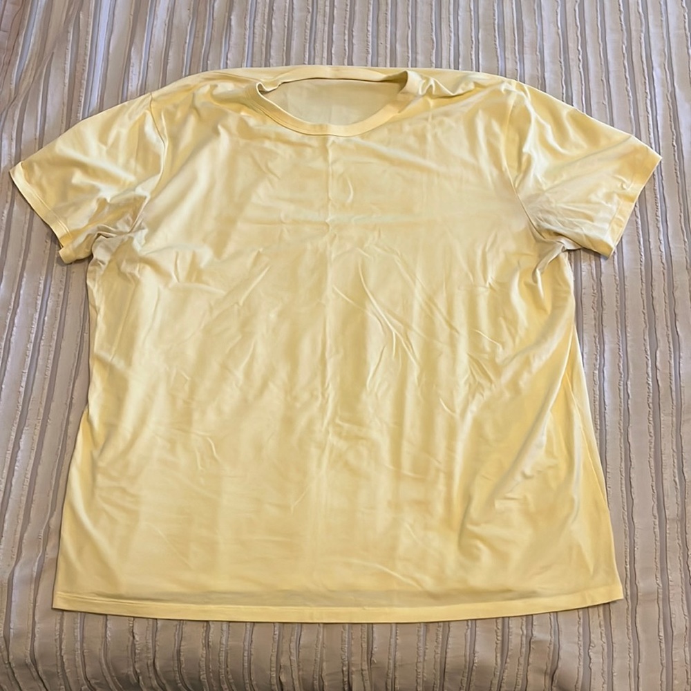 Lululemon shirt New without tags. Never worn
